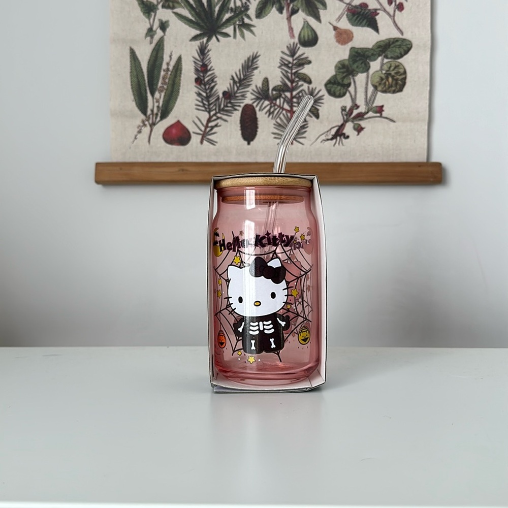 NWT Hello kitty Halloween Cup